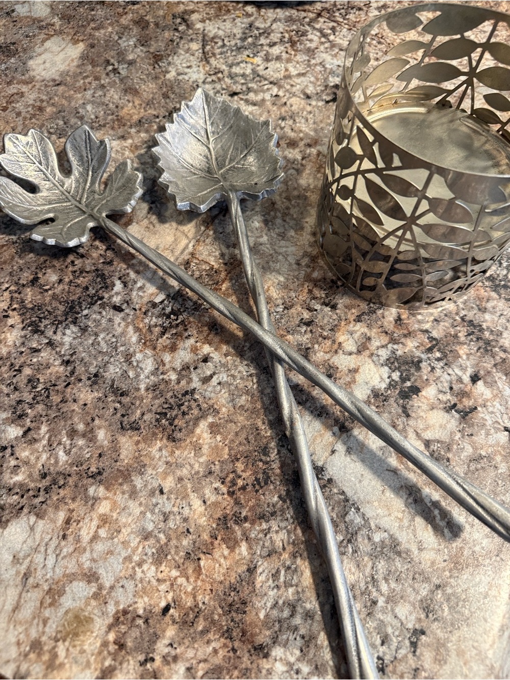 Metal Leaf Decor - Silver Leaf Design